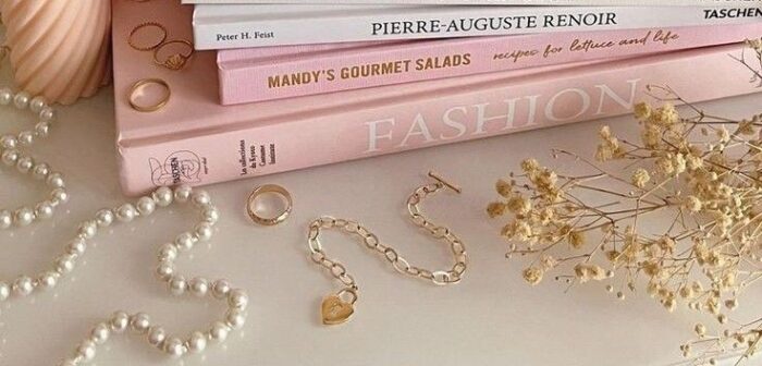 Pearl Necklace – Plus a Free Golden Touch by Gucci - Image 2
